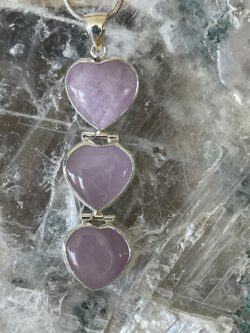 Beautiful kunzite hearts pendant set in silver