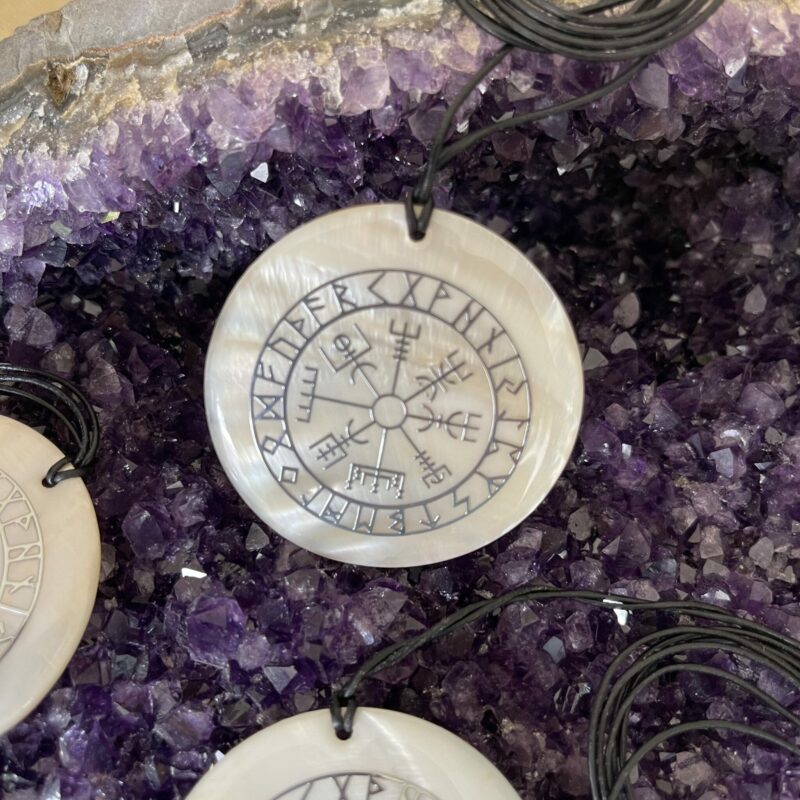 Mother of Pearl Round Vegvisir Necklace