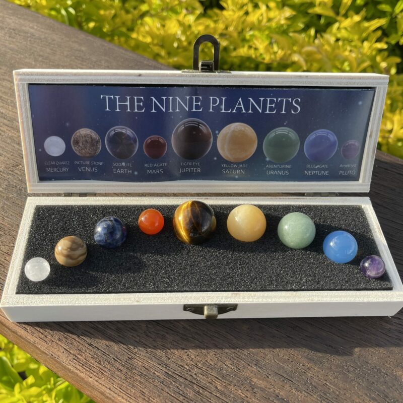 The nine crystal planets set
