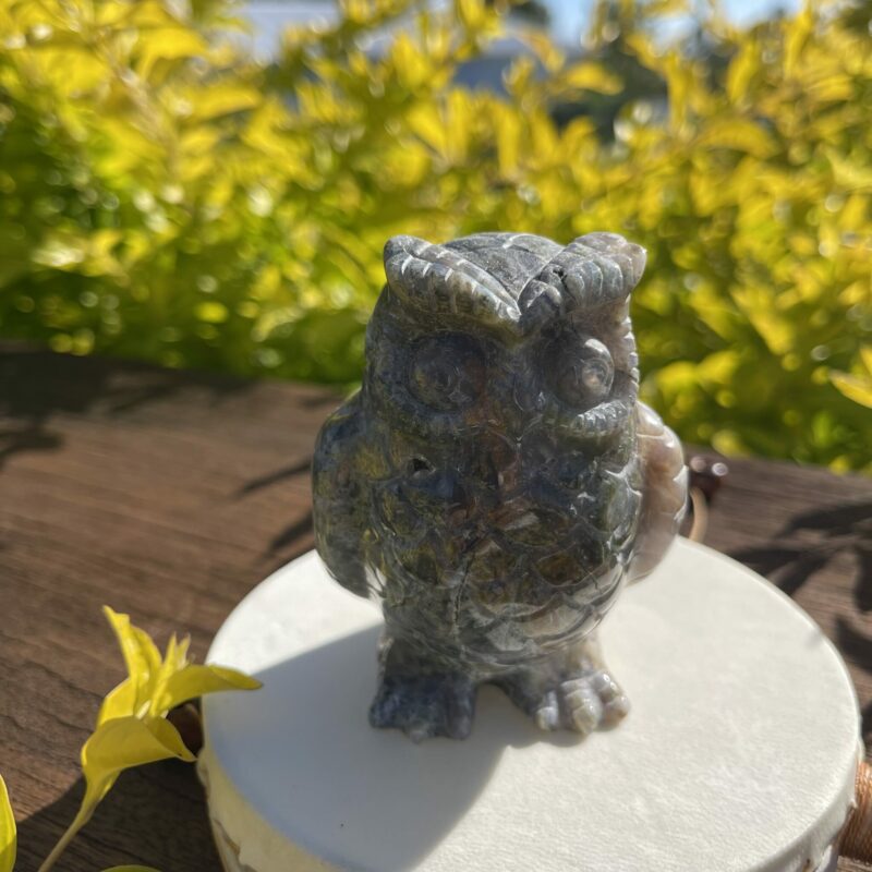 This is Beautiful Yooperlite Owl Carving