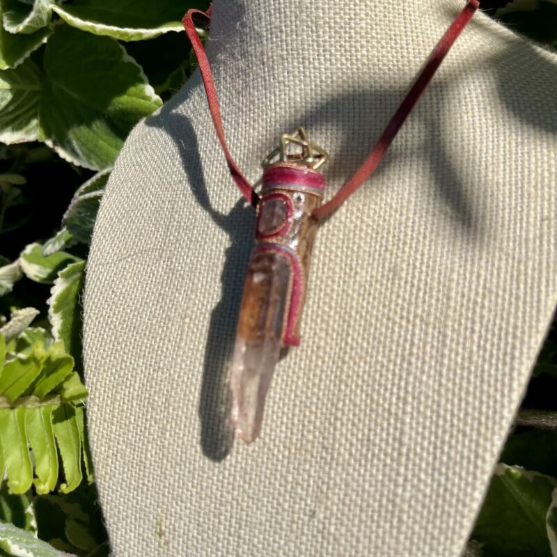 this is Talisman of Calming Self Knowing with merkabah, morganite and lithium quartz