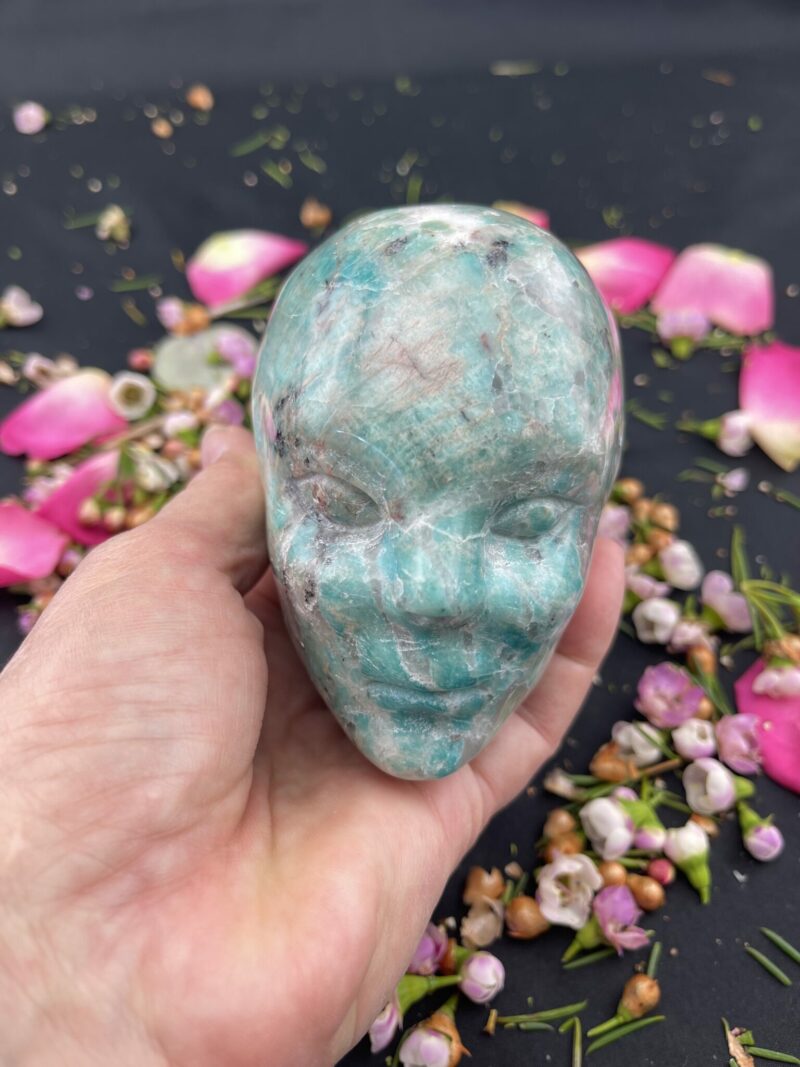 This is Amazonite Star Being gorgeous skull