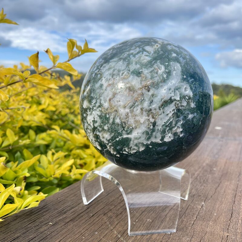 This is XXL Moss Agate Magic Within Sphere 3.9kg