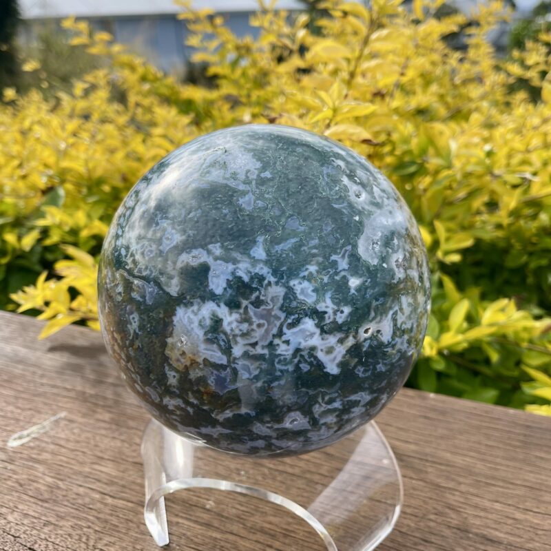 This is XXL Moss Agate Magic Within Sphere 3.9kg