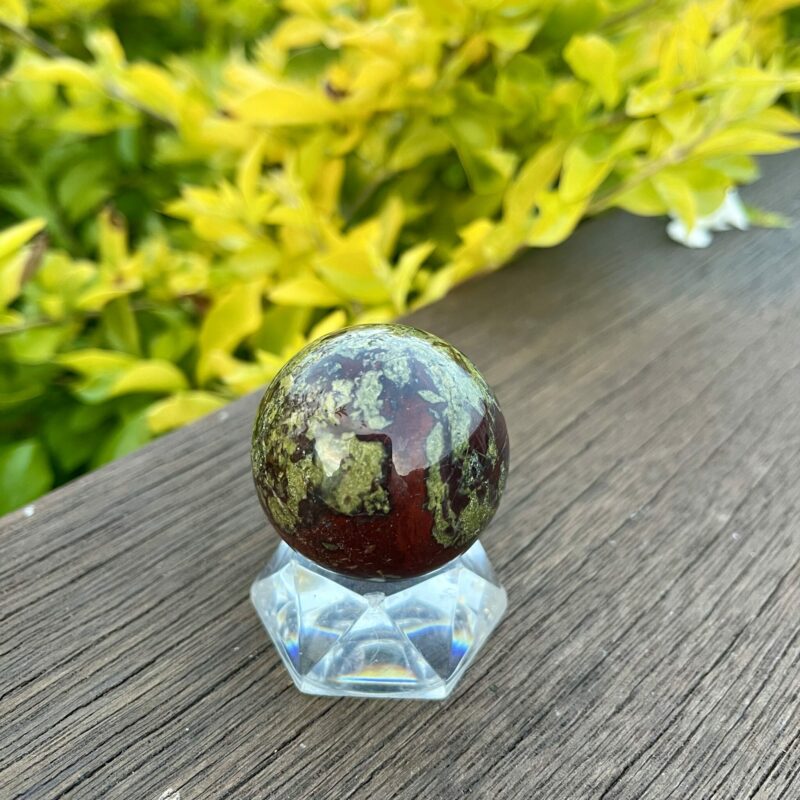 This is Dragon Blood Sphere 4cm