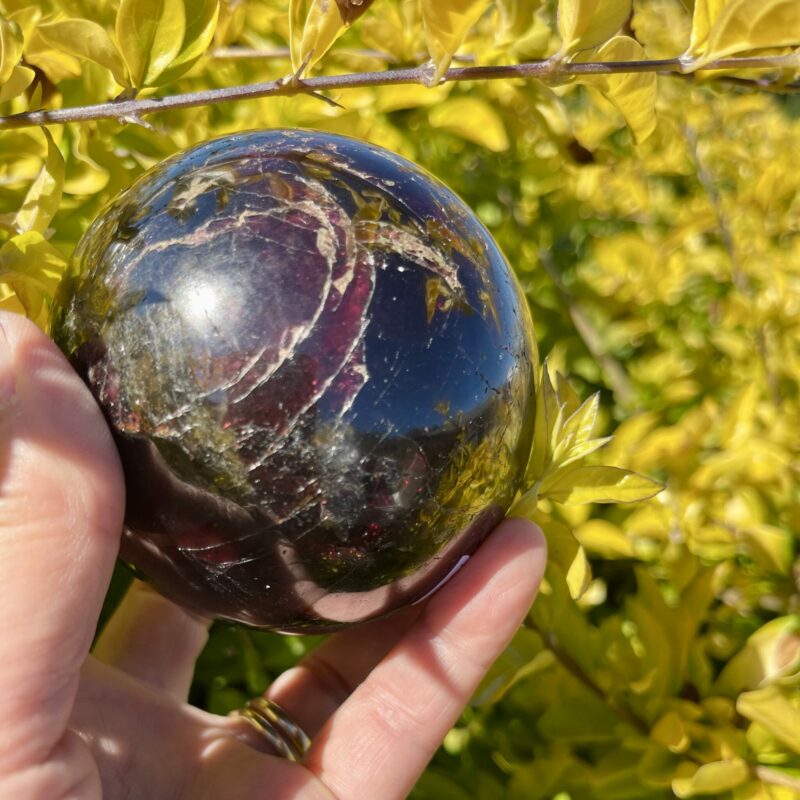 This is Rare Gemy Blood Red Garnet Sphere 1.26kg