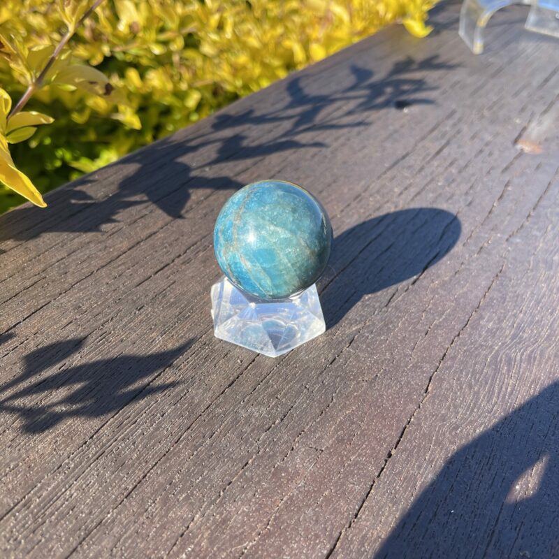 This is cute apatite SMALL SPHERE