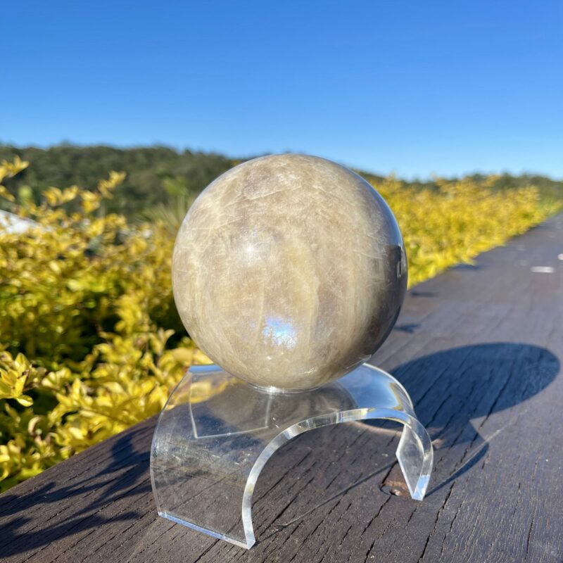 This is Dreamy Moonstone XL Sphere 1.63kg