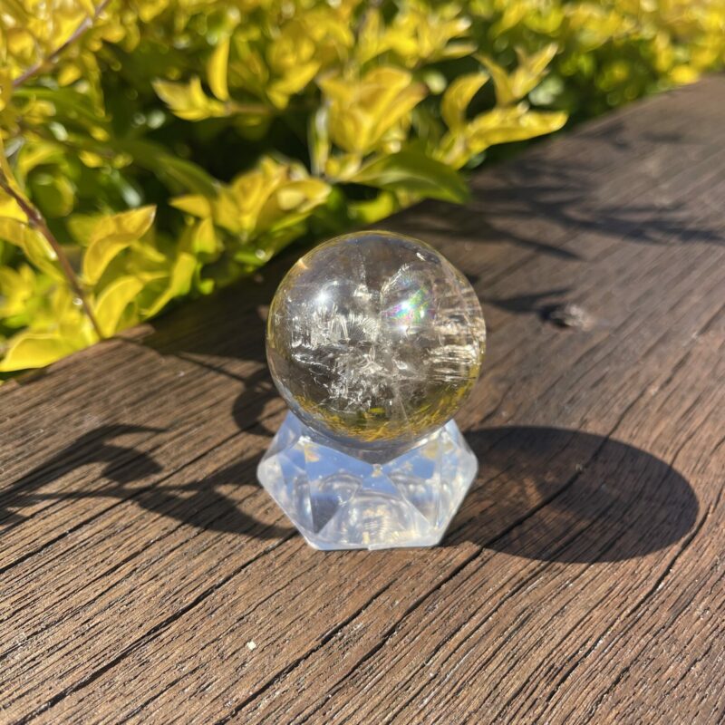 This is Clear Creative Smoky Sphere 4cm