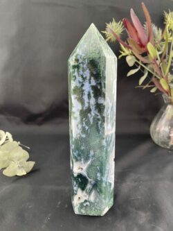 This is Dark Moss agate magical tower 1.8kg