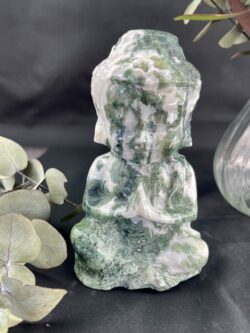 This is Peacefull Moss Agate Buddha Statue 15cm