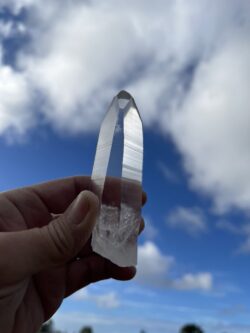 this is Super Clear Lemurian Quartz Crystal of Enlightenment - 112g