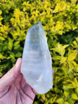 This is Ancient Self-Healing Lemurian Master Quartz – 611g