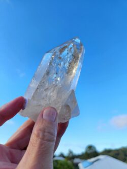 this is Rainbow Master Citrine Quartz Point – 439g