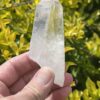 This is beautiful clear quartz point 100gr