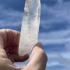 This is beautiful clear quartz point 100gr