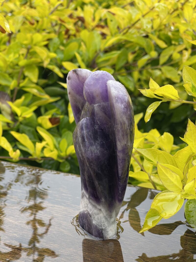 This is Majestic Chevron Amethyst Angel of Wisdom - 11.5cm