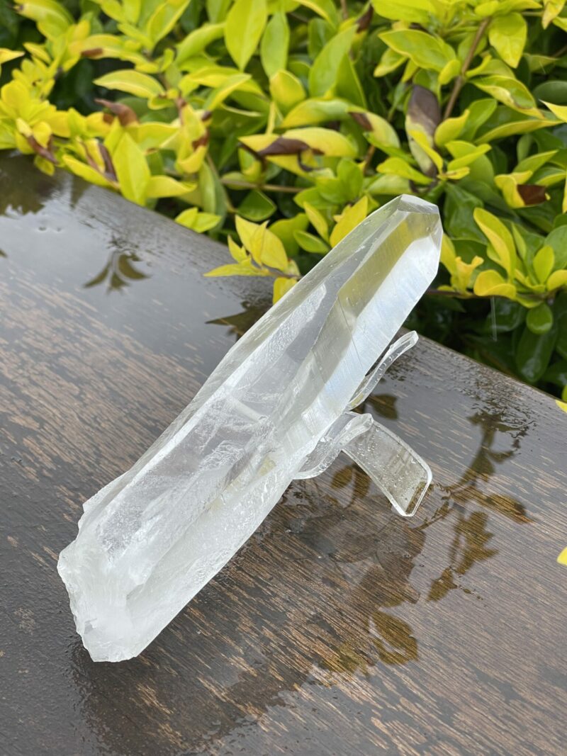 This is Super Clear Lemurian Quartz Crystal Point – 398g