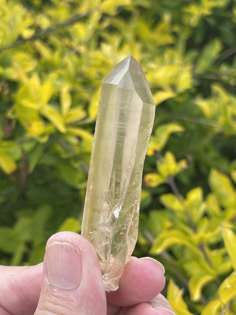 This is Smokey Lemurian Point – 47g