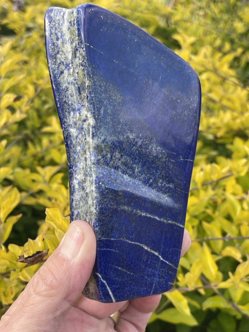 This is Elegant Lapis Lazuli Plate – 489g