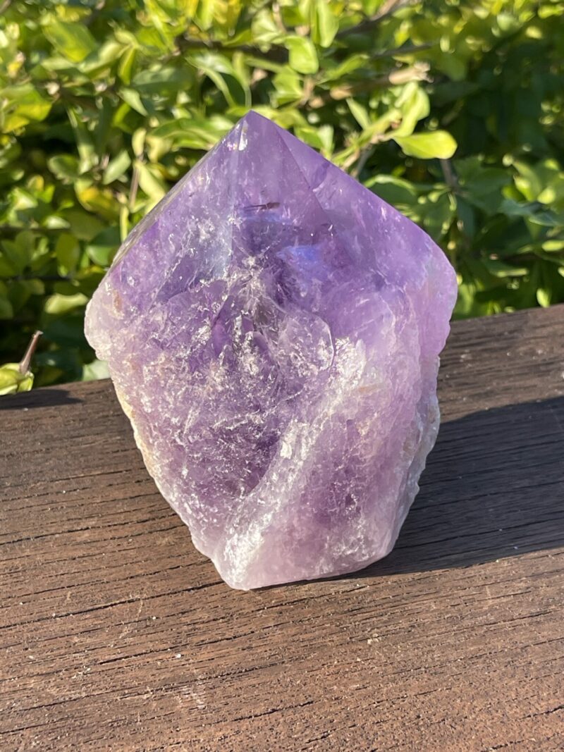 This is Gorgeous Amethyst Point 925g  of spiritual awakening