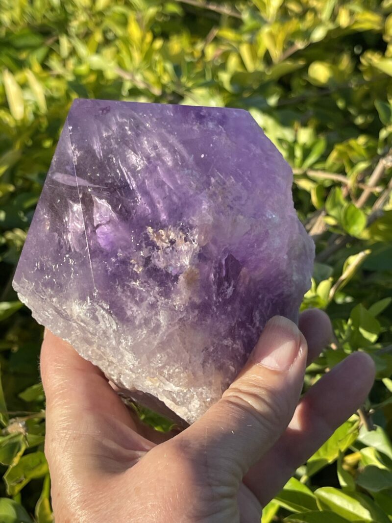 This is Gorgeous Amethyst Point 925g  of spiritual awakening