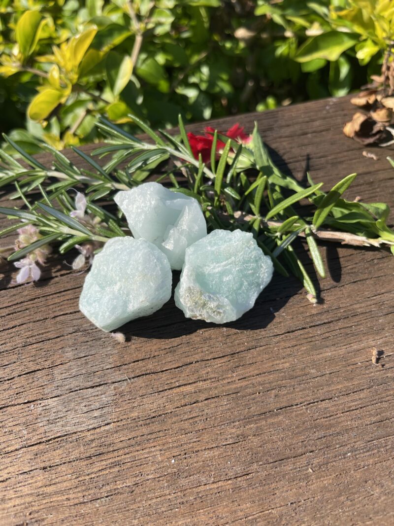 This is Raw Aquamarine - Echoes of the Ocean’s Serenity (20-25g)