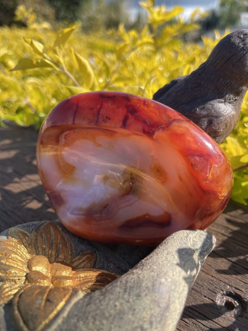 this is Beautiful Carnelian Bowl with Druzy