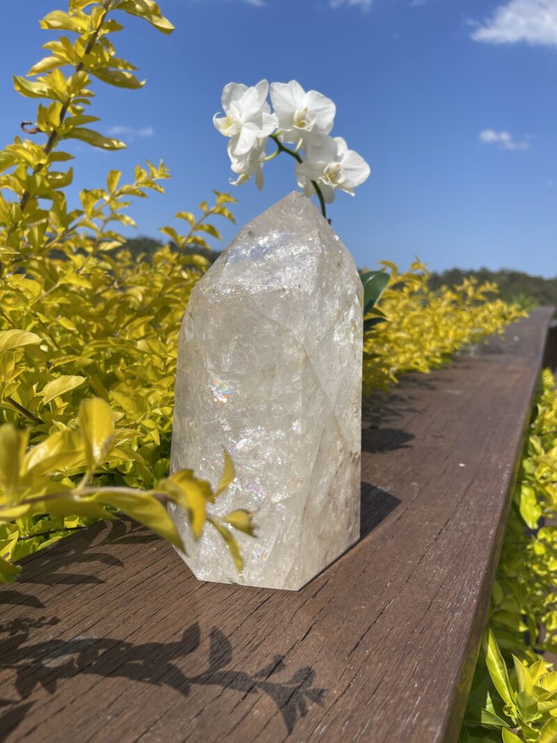 this is Clear Quartz Channeling Generator – Gateway to Infinite Possibilities (3.85kg) h