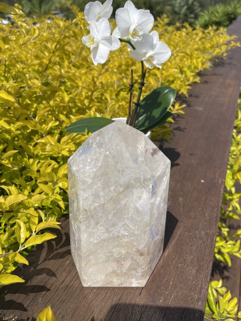 this is Clear Quartz Channeling Generator – Gateway to Infinite Possibilities (3.85kg)