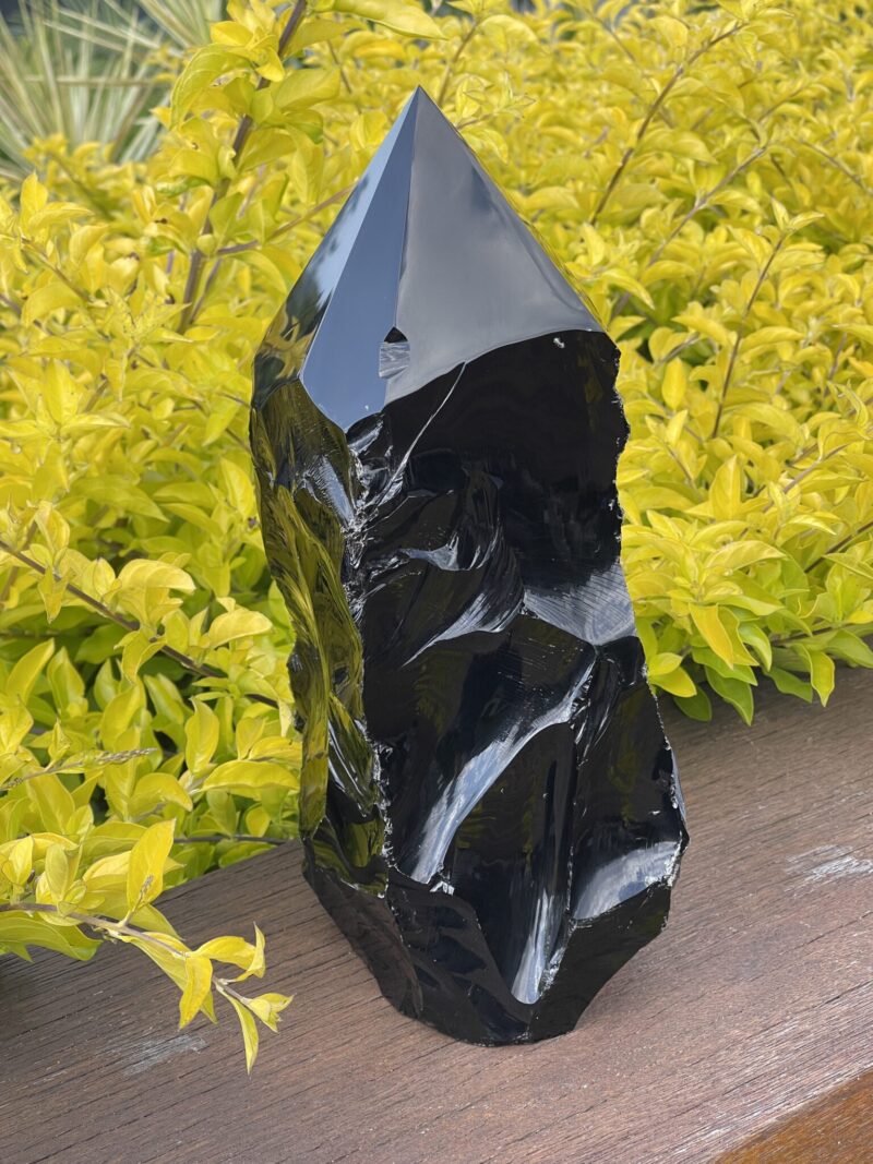 This is Raw Black Obsidian Generator with Polished Top 5.6kg – Grounding and Protection