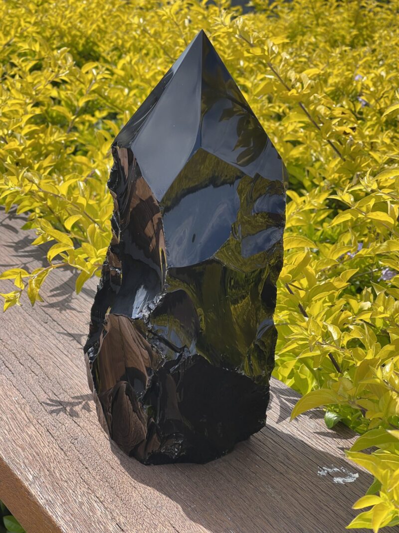 This is Raw Black Obsidian Generator with Polished Top 5.6kg – Grounding and Protection d