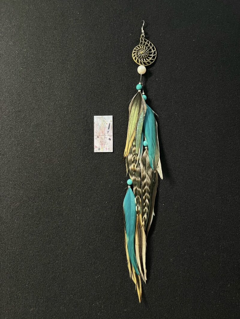 This is Single Spiral Pearl and Turquoise Bead Feather Earring