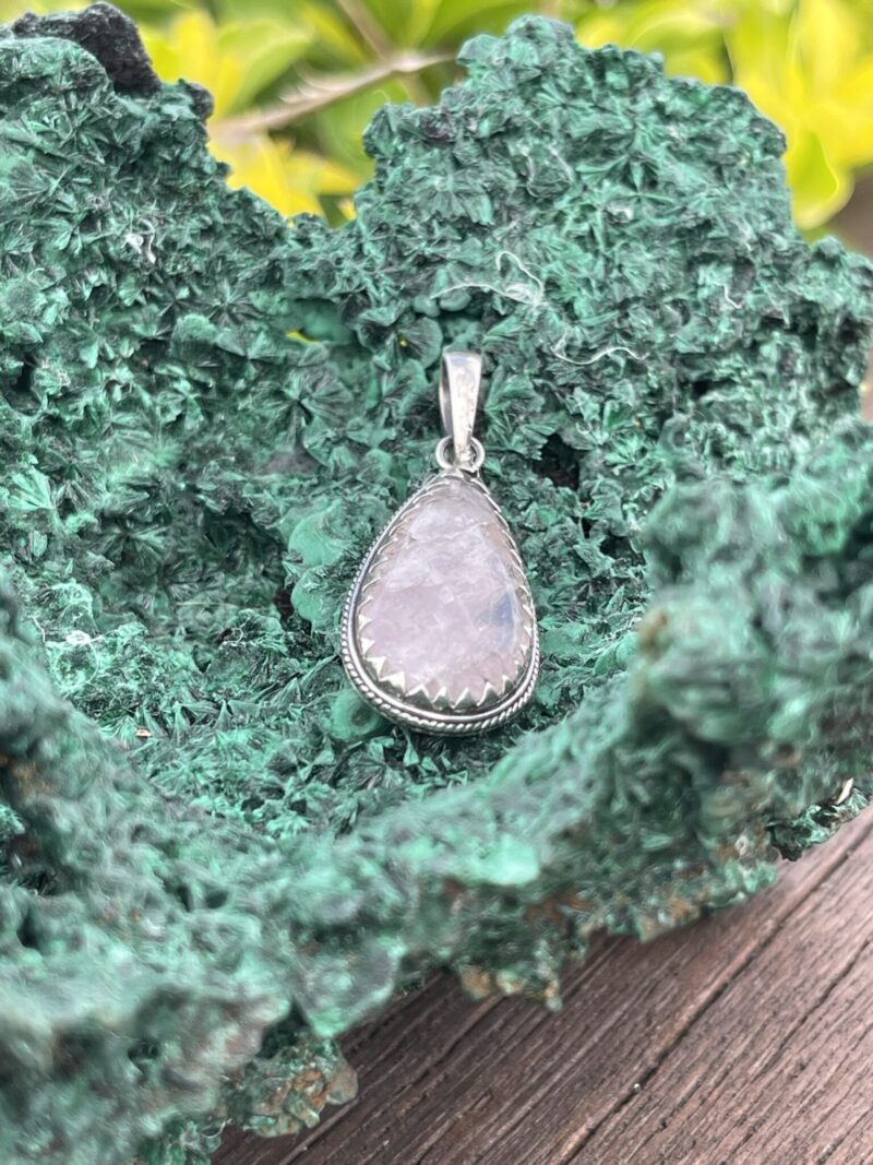 This is Stunning Heavenly Morganite Teardrop Pendant