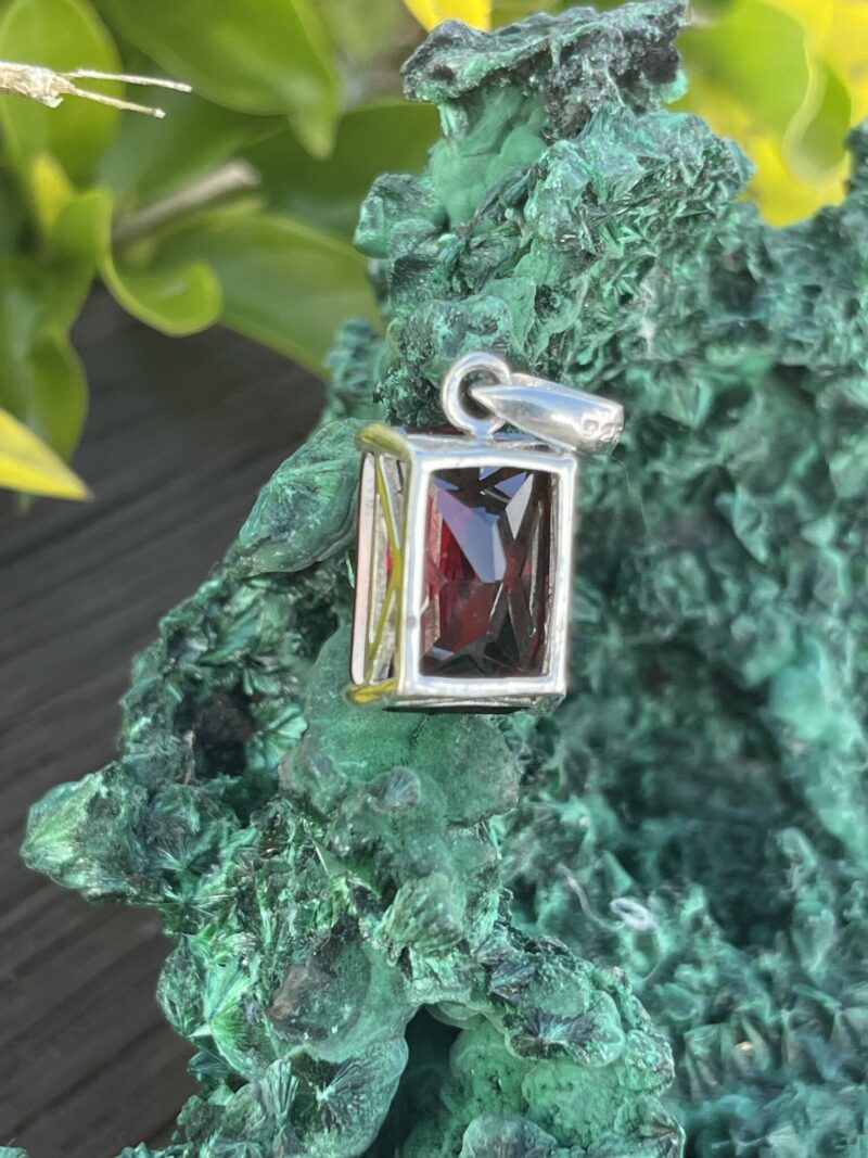 This is Fiery Garnet Silver Pendant of Love