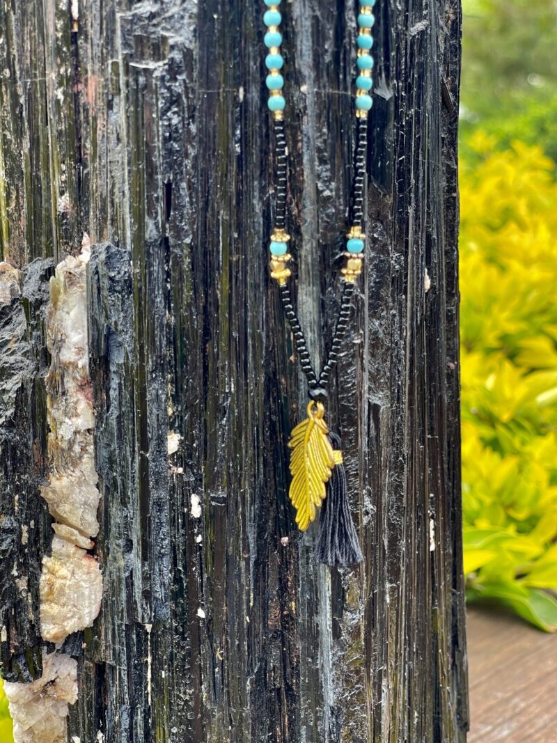 This is Feather Black and Turquoise Beads Necklace