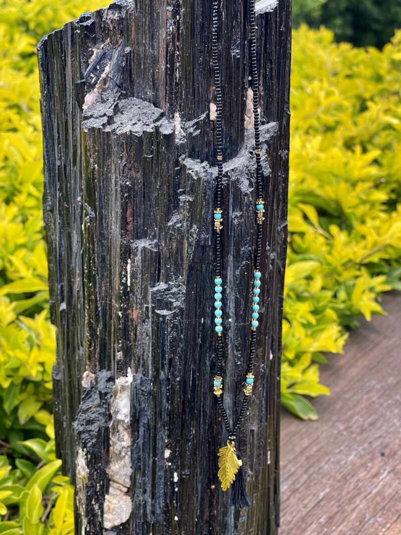 This is Feather Black and Turquoise Beads Necklace