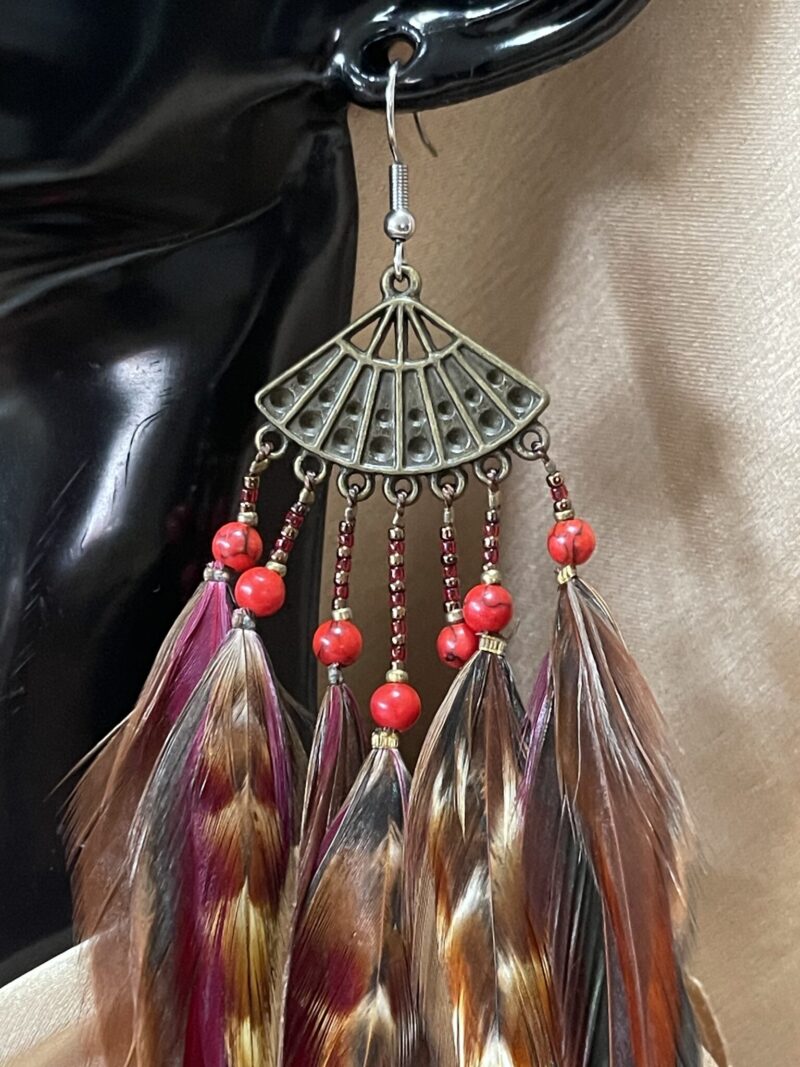 These are Oriental Fan with Coral Beads Feather Earrings