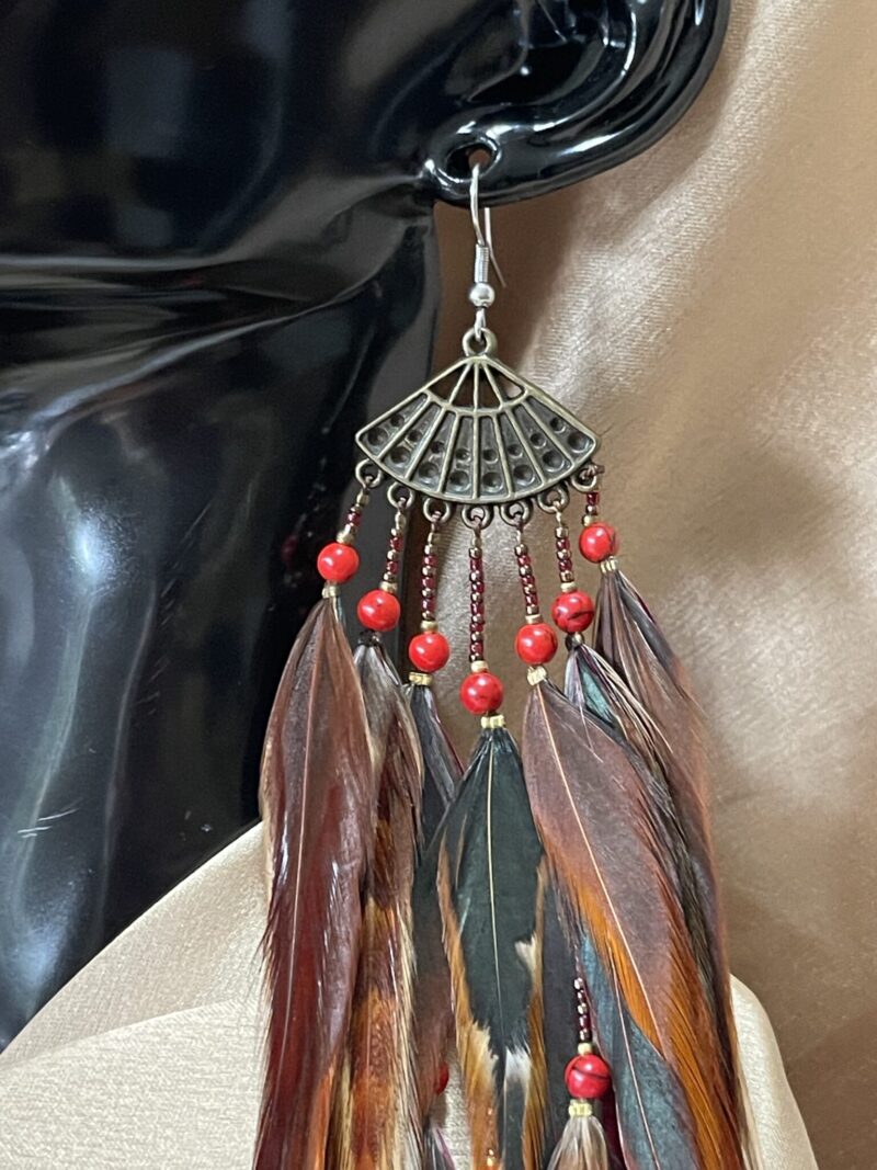 These are Oriental Fan with Coral Beads Feather Earrings