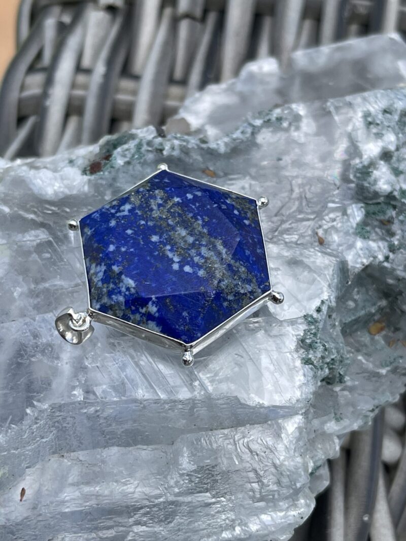 This is Lapis Lazuli Merkabah Star of David Silver Pendant