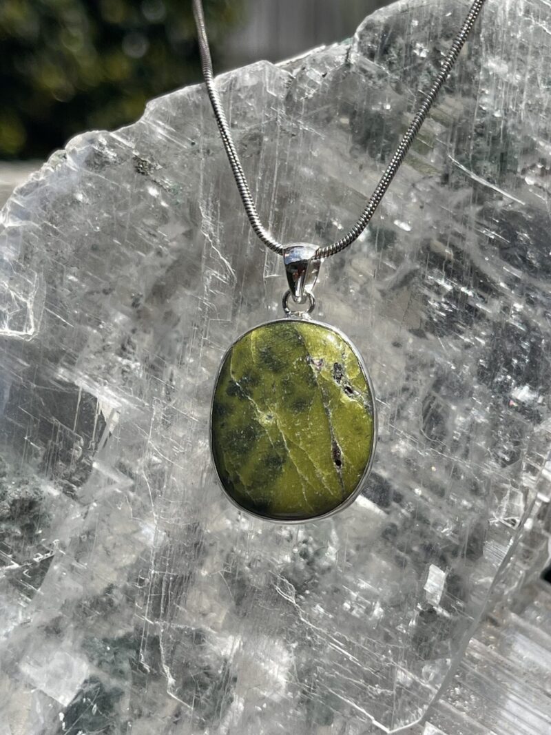 Round Atlantisite Pendant in Silver