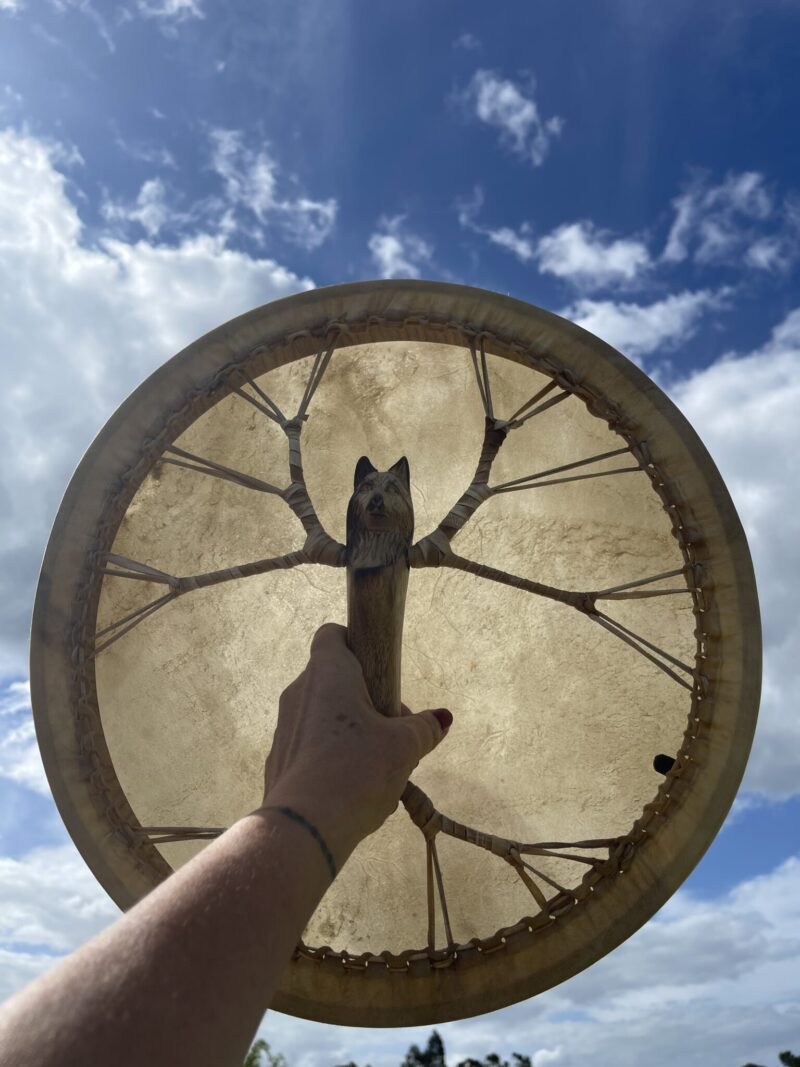 Harmonic Howl: Shamanic Drum with Wolf Handle