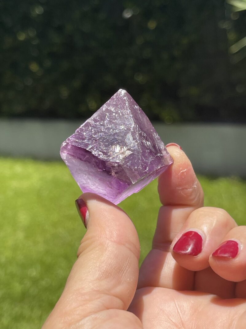 Purple Fluorite Octahedron – A Gem of Focus and Spiritual Clarity