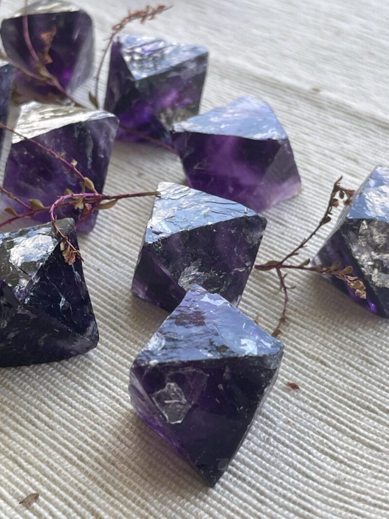 Mystical Deep Purple Octahedron – Approx. 42mm