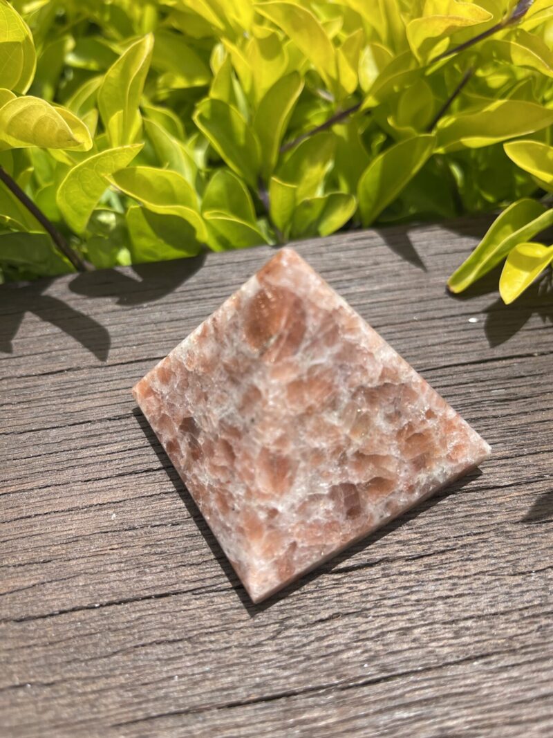 Radiate Vitality: Sunstone Pyramid of the Sun (5.5cm)