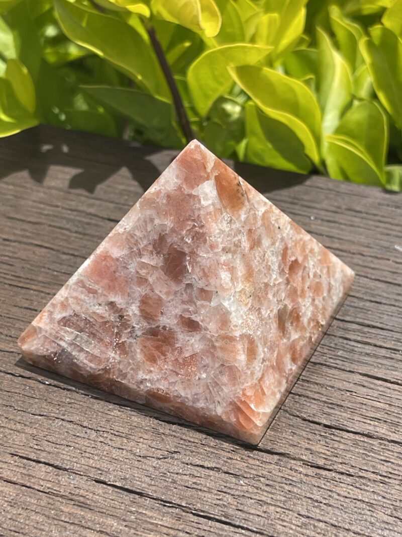 Radiate Vitality: Sunstone Pyramid of the Sun (5.5cm)